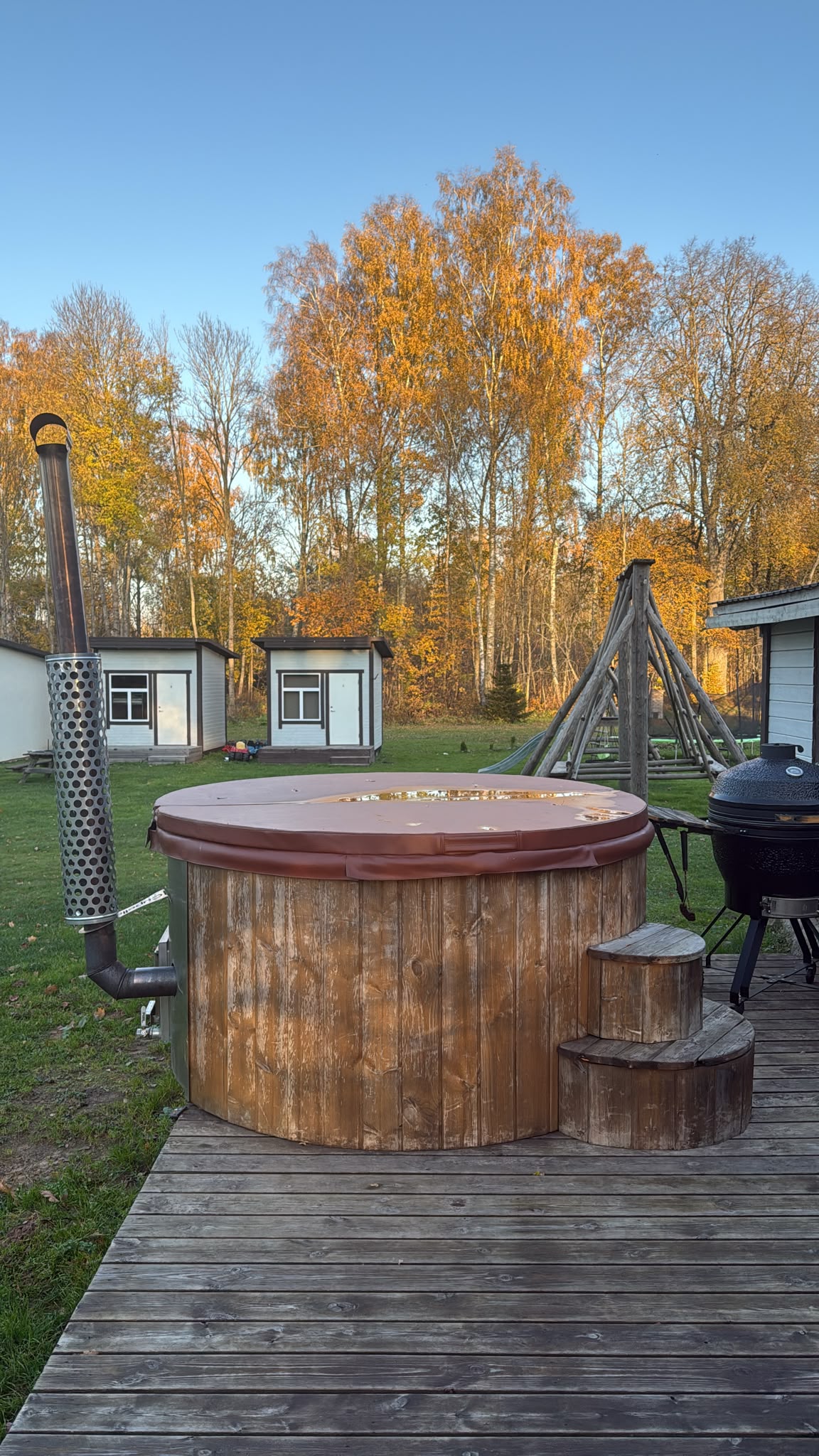 Hot tub